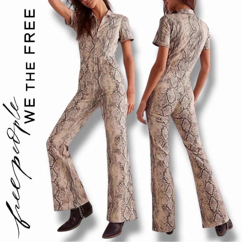 Free People/We the Free Women’s Jayde Flare Snake Print Jumpsuit in the Size L